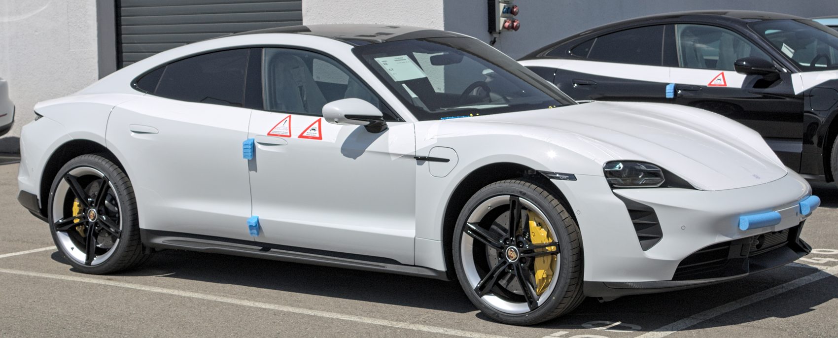 Porsche Taycan, volledig elektrisch